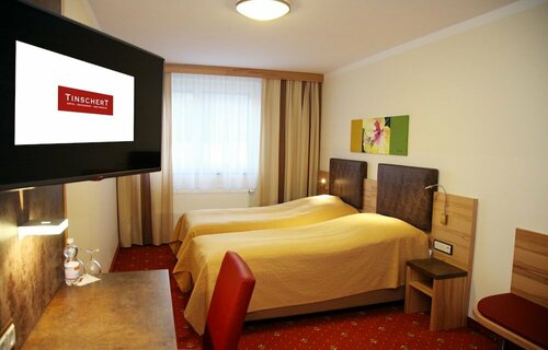 Гостиница Tinschert Hotel-Restaurant-Partyservice