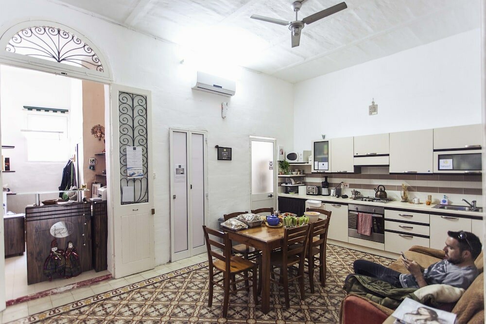 Фото Granny's Inn - Hostel