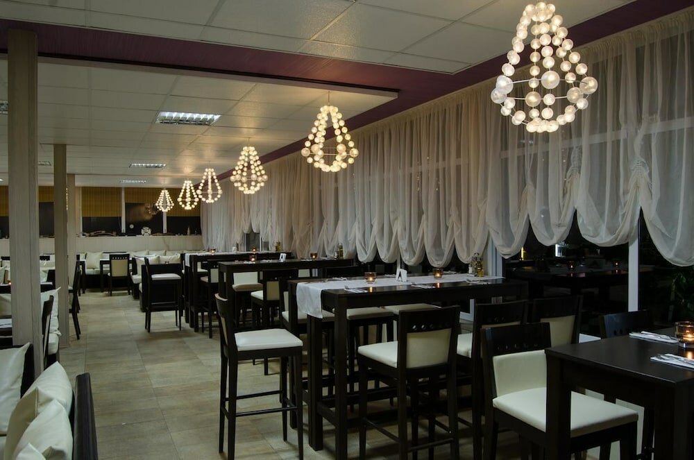 Фото Отель Tropics