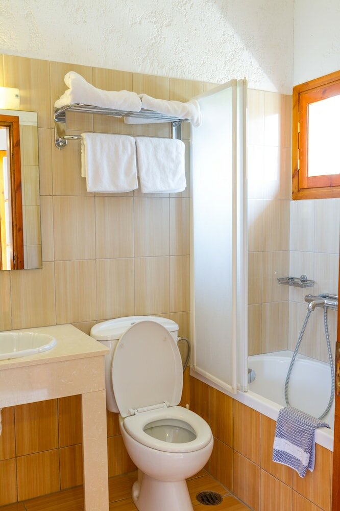 Фото Ideal Hotel