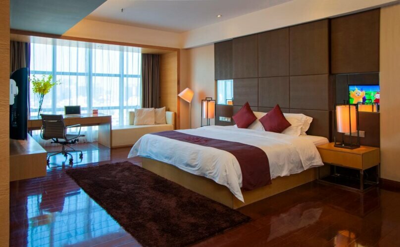 Фото Ramada Plaza by Wyndham Shenzhen North