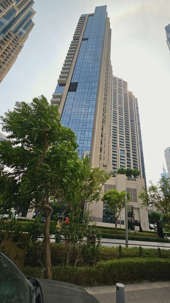 Building Act Two, Dubai, photo