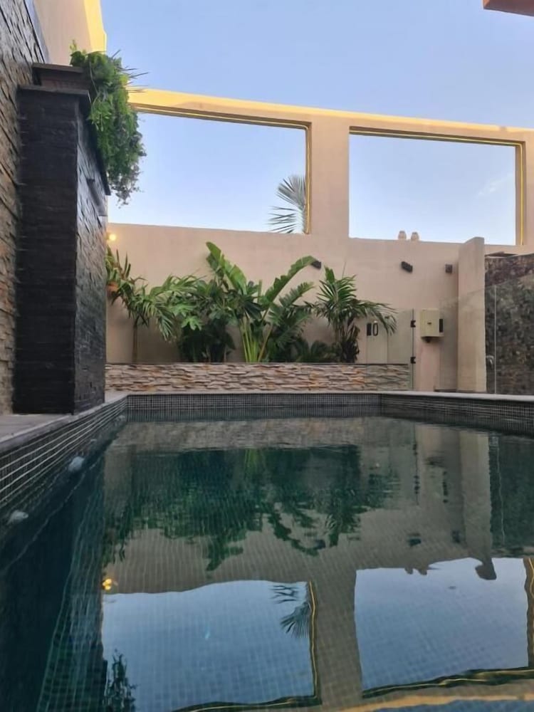 Фото Villa Bali Jeddah