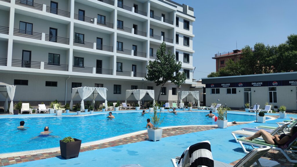 Гостиница Deluxe Ferghana Hotel, Фергана, фото