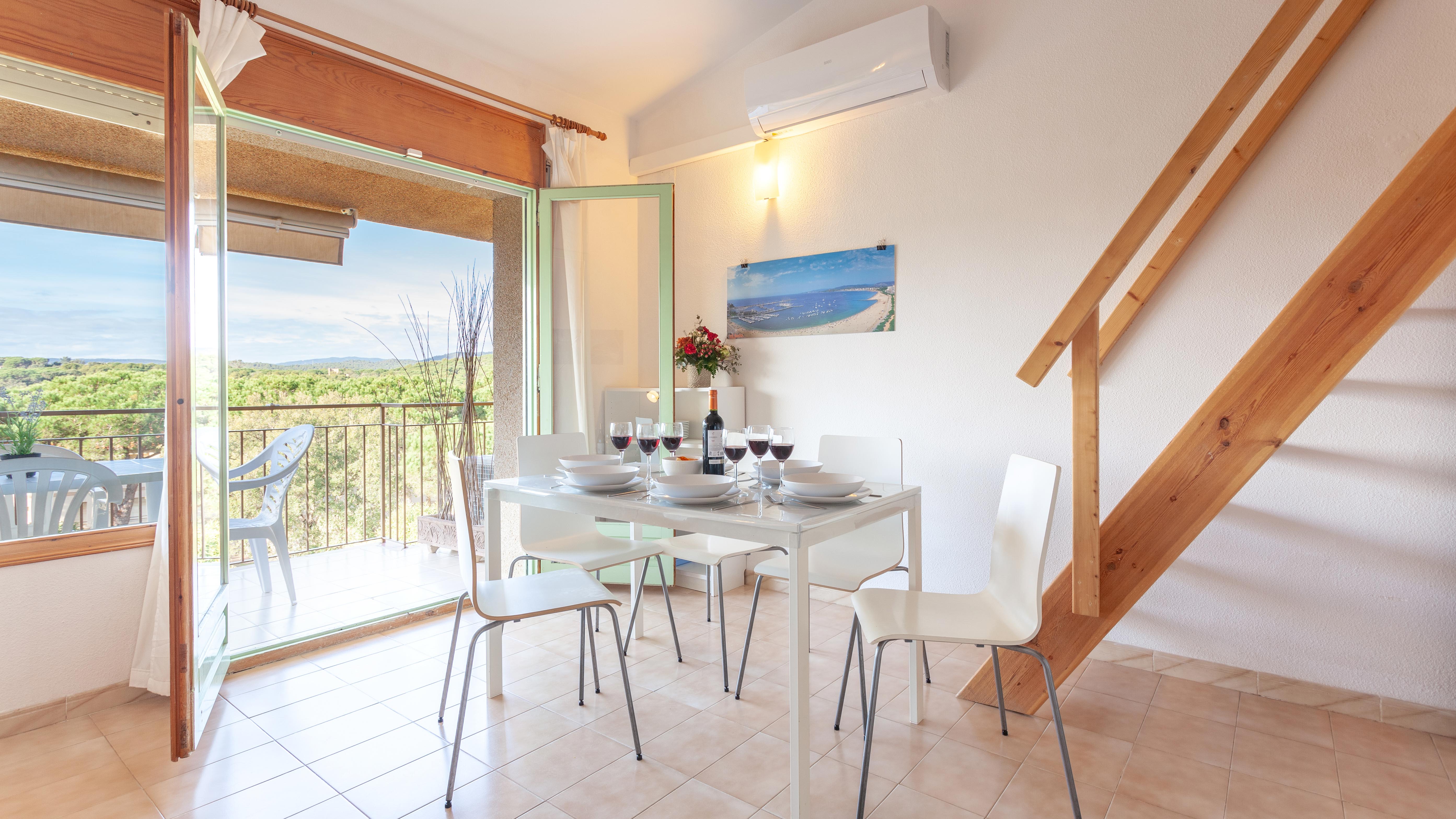 Фото Apartamentos Royal S´Alguer