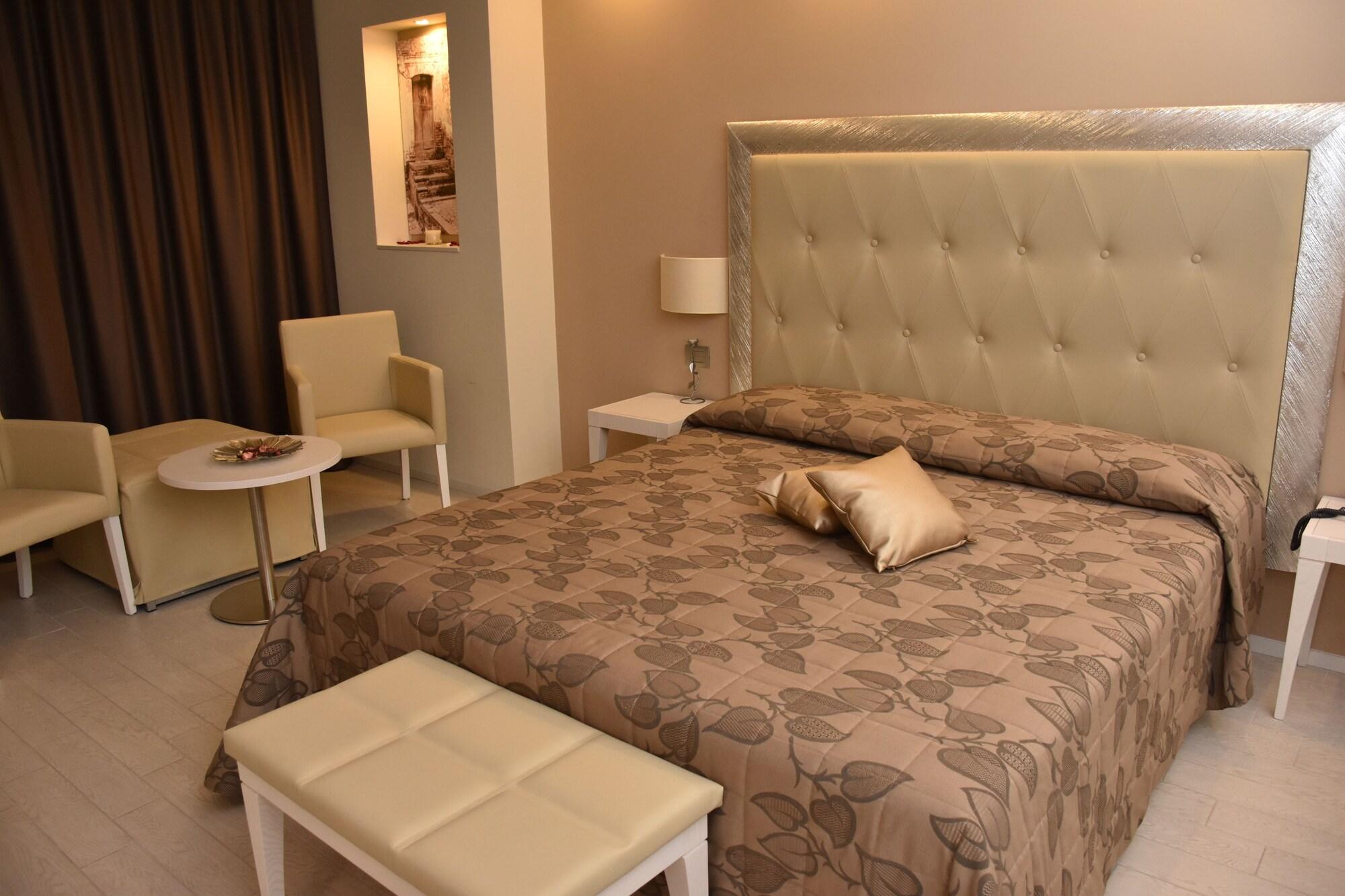 Фото Hotel Mariano