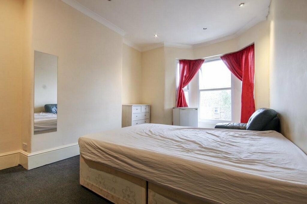 Hotel Acton Lane, London, photo