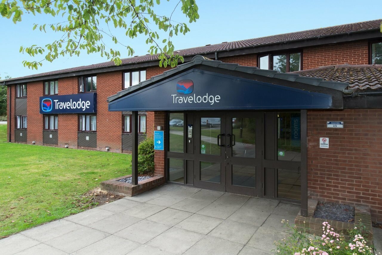 Фото Travelodge Retford Markham Moor