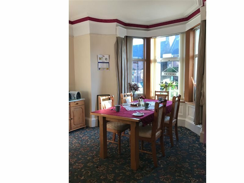 Фото Oyo Cedar Villa Guest House