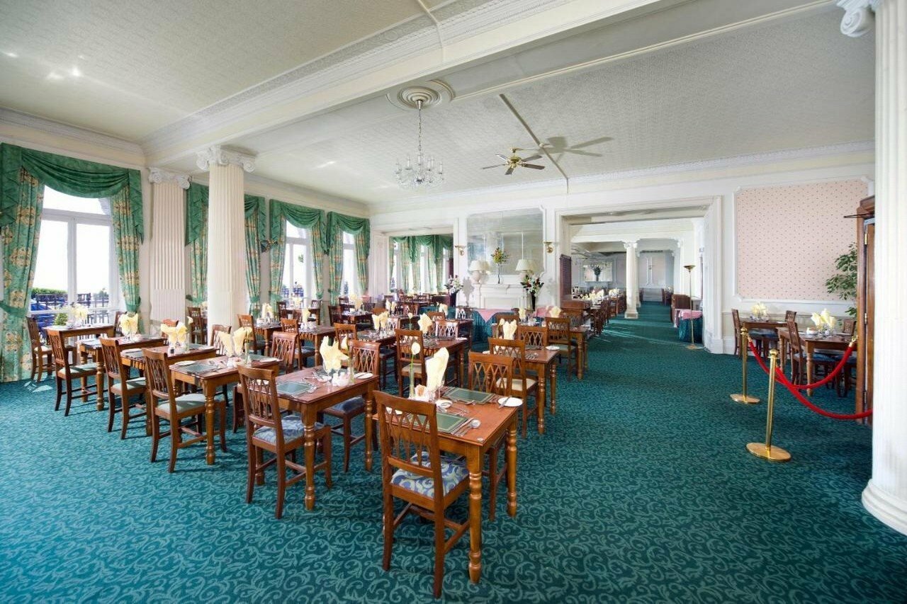 Фото The Burlington Hotel