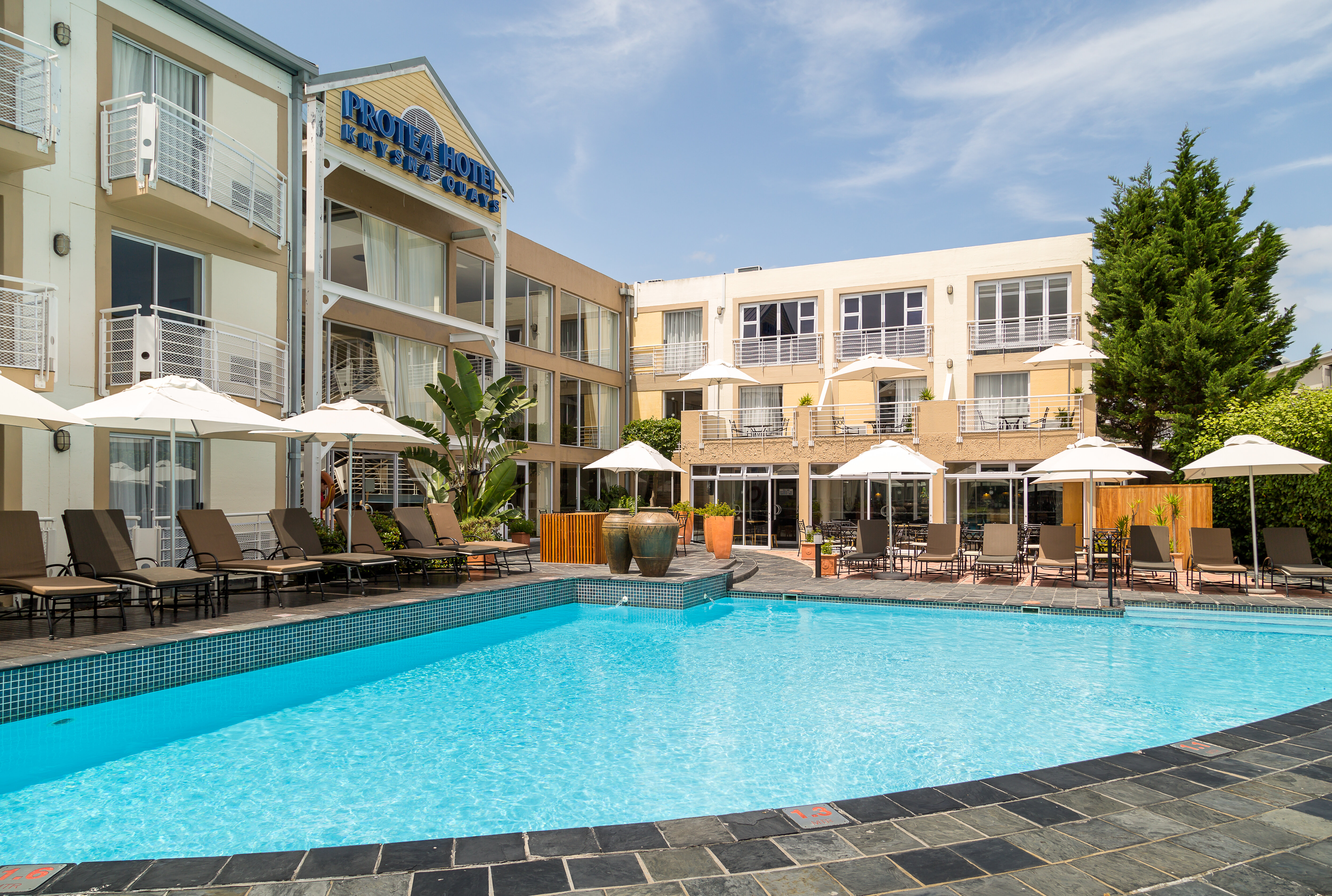 Фото Protea Hotel by Marriott Knysna Quays