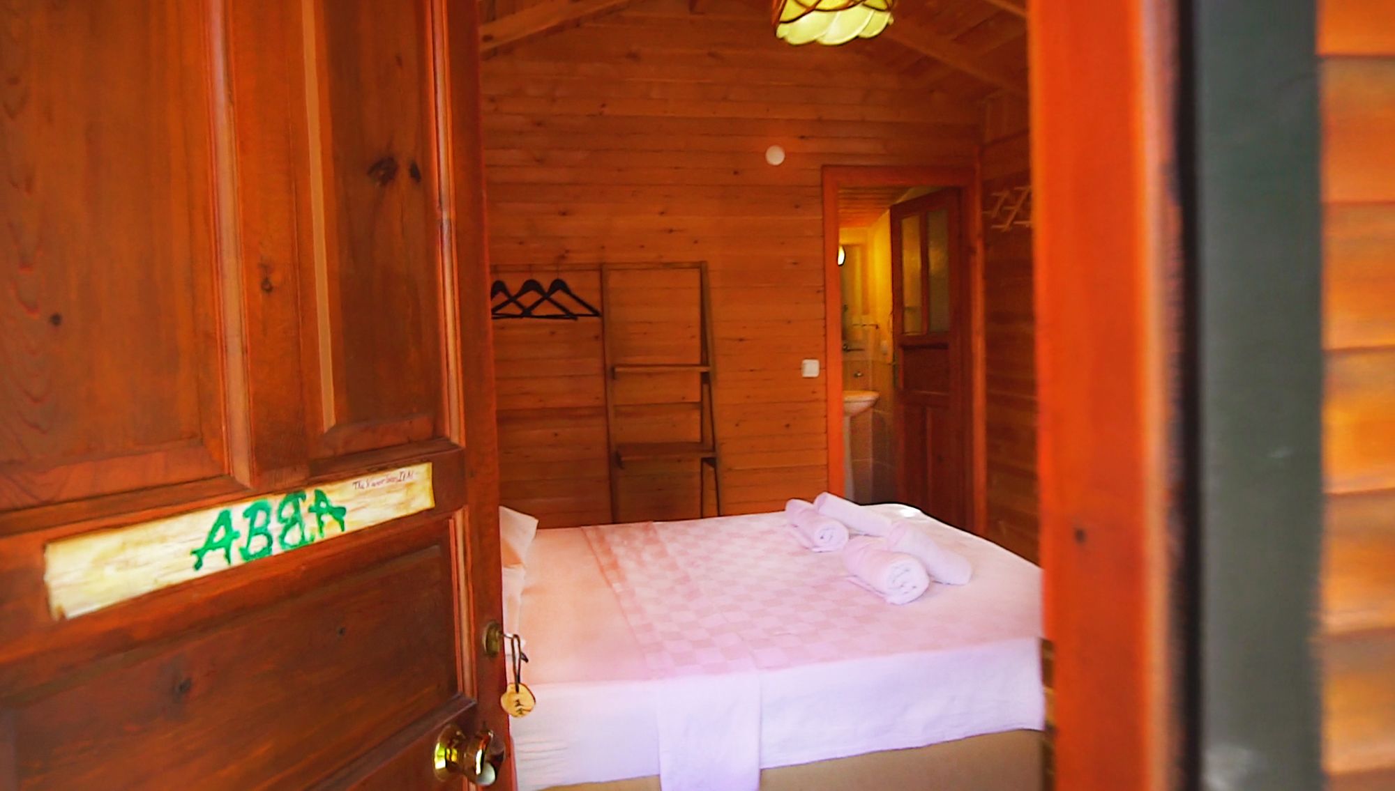 Фото Koala Bungalows