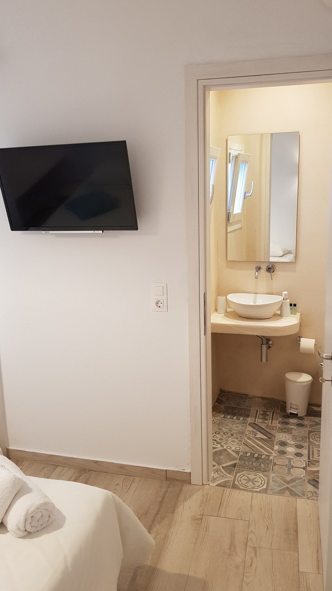 Фото Hotel Lefteris