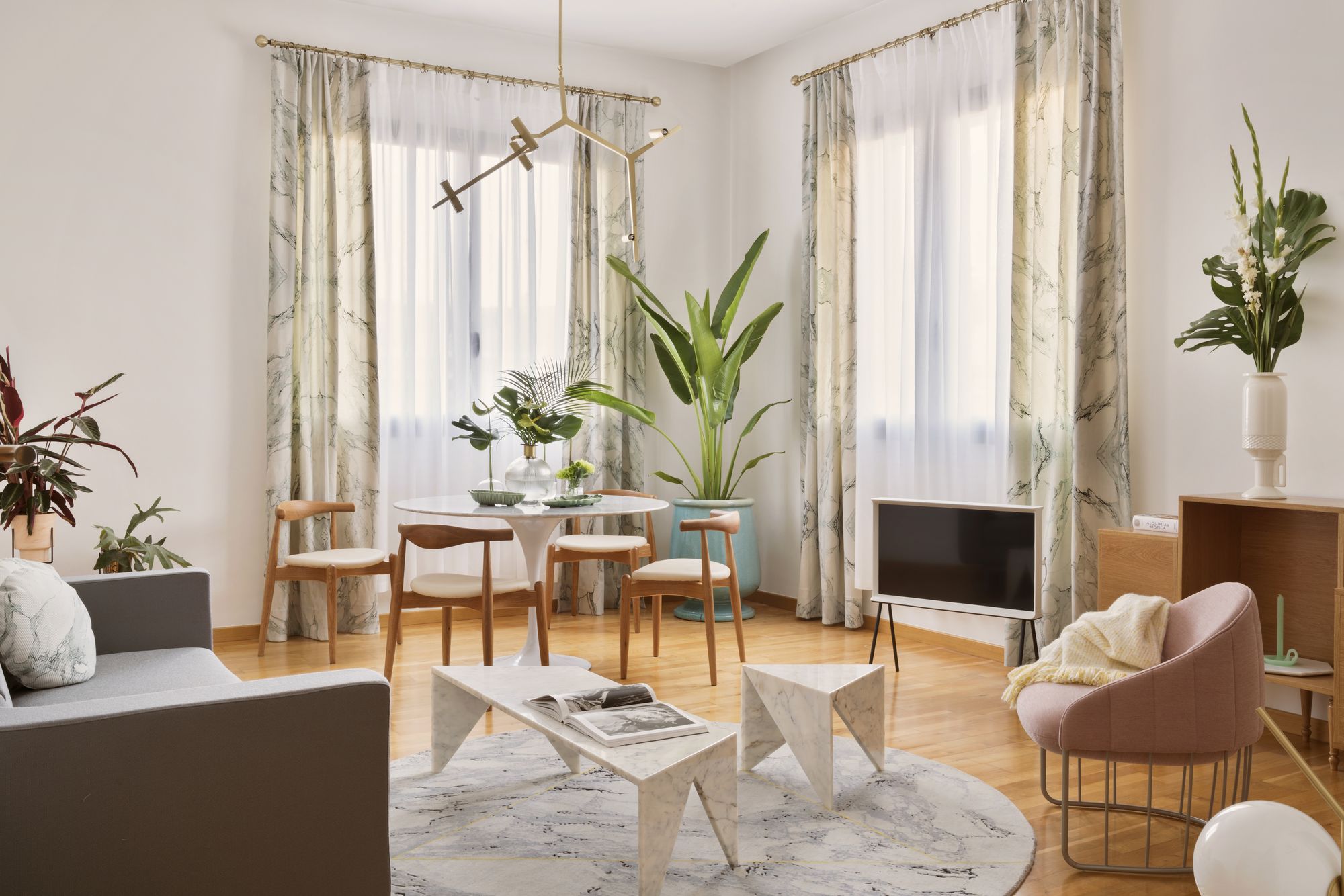 Фото Halcyon Days Apartamento