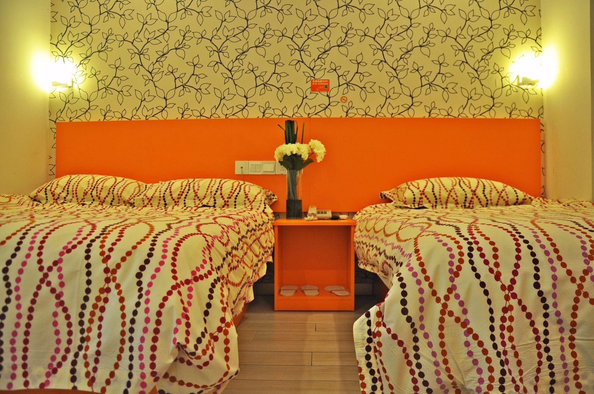 Фото Lijing Selected Hotel