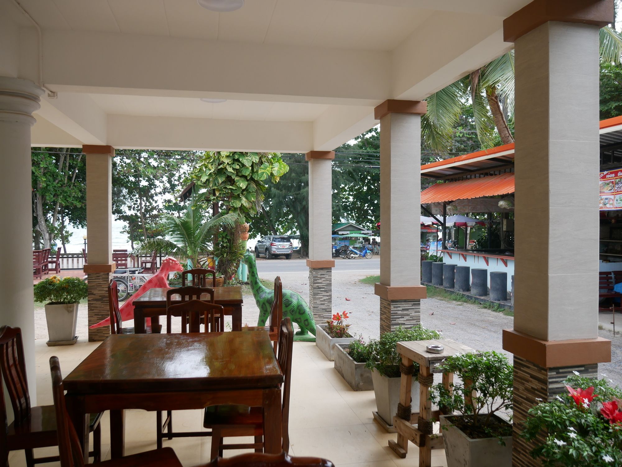 Фото L. O. M. Resort