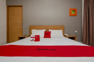 Hotel Sonic Airport Semarang (Central Java, Semarang, Jalan W.R. Supratman), hotel