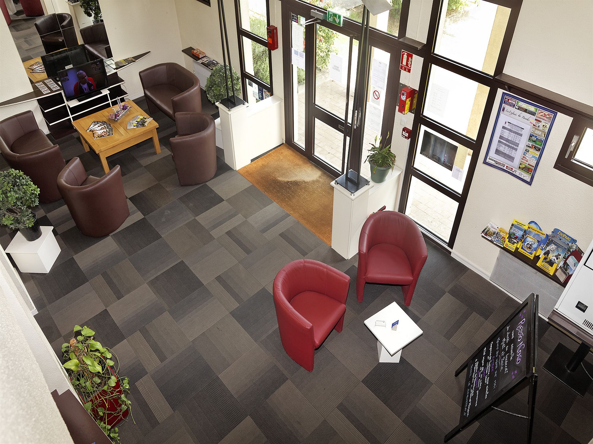 Фото Hôtel Inn Design Chartres Resto Novo