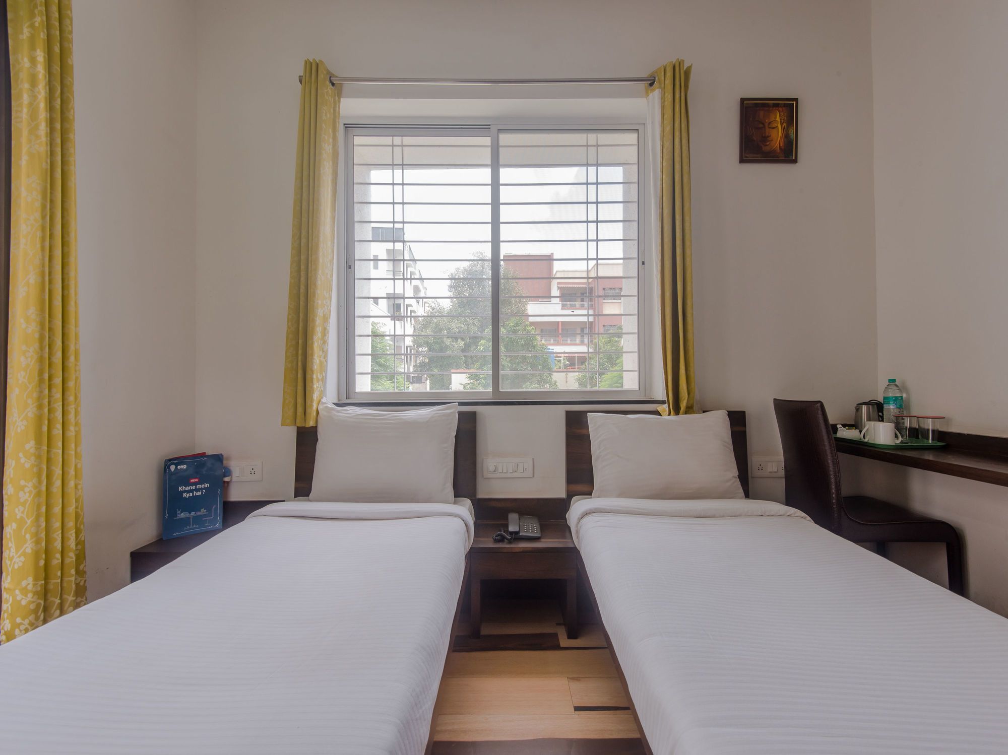 Фото Oyo 9738 Hotel House Khas Suites