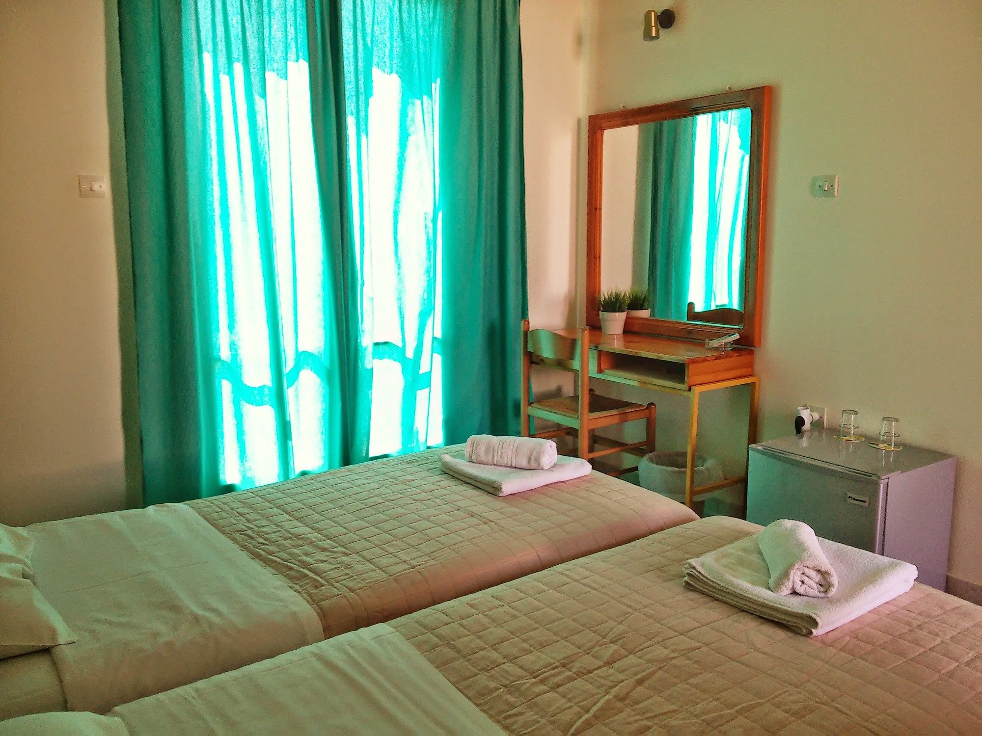 Фото Aegina Hotel