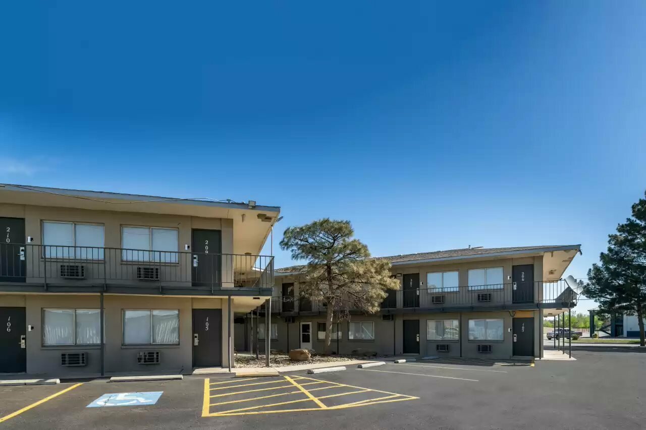 Фото отеля 3