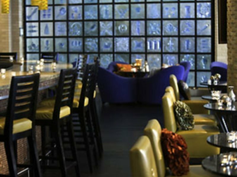 Фото Renaissance New Orleans Arts Warehouse District Hotel