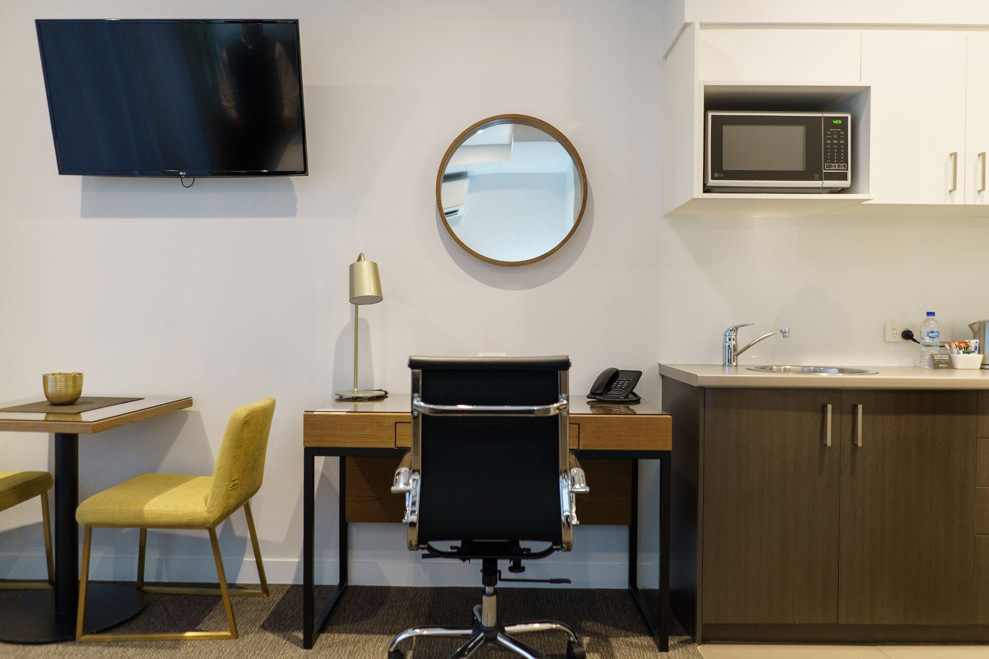 Фото Quest East Perth