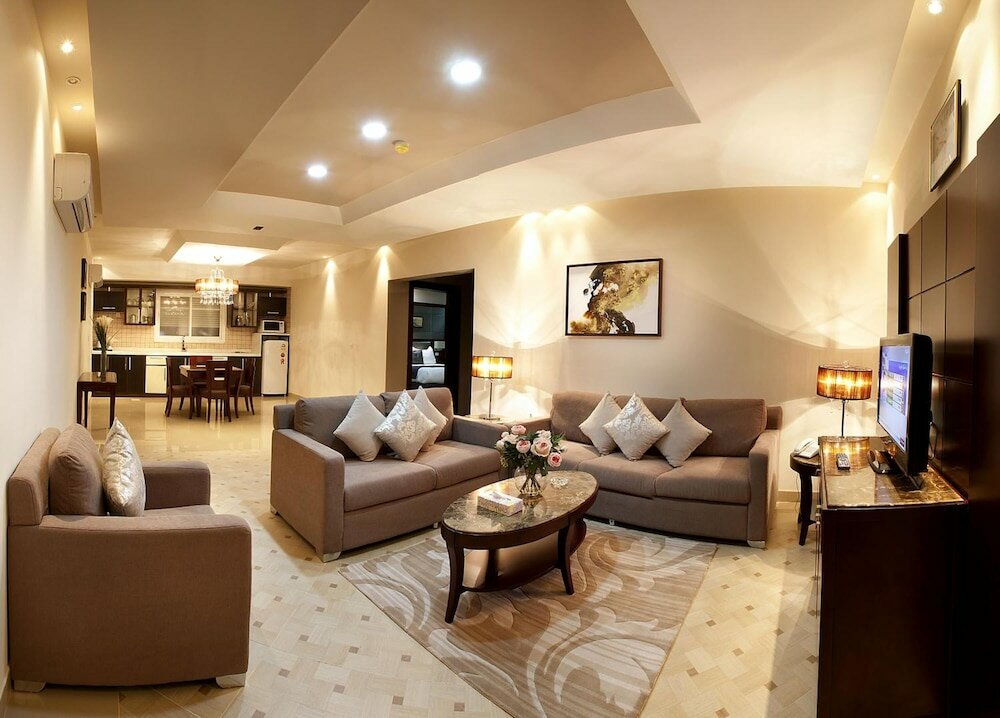 Фото Intour Qurtoba Hotel Suites