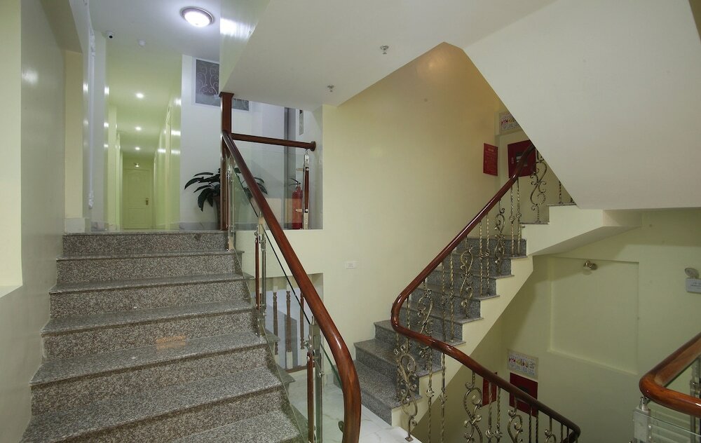 Фото My Moon Hotel