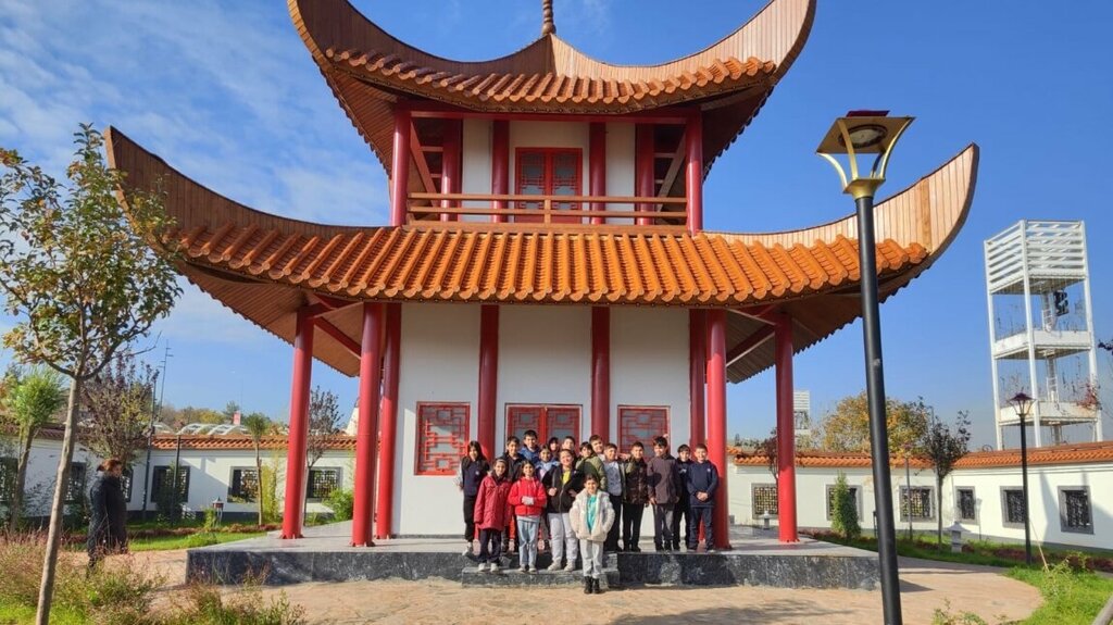 School Sebiha Rifat Kaleoglu Middle School, Gaziantep, photo