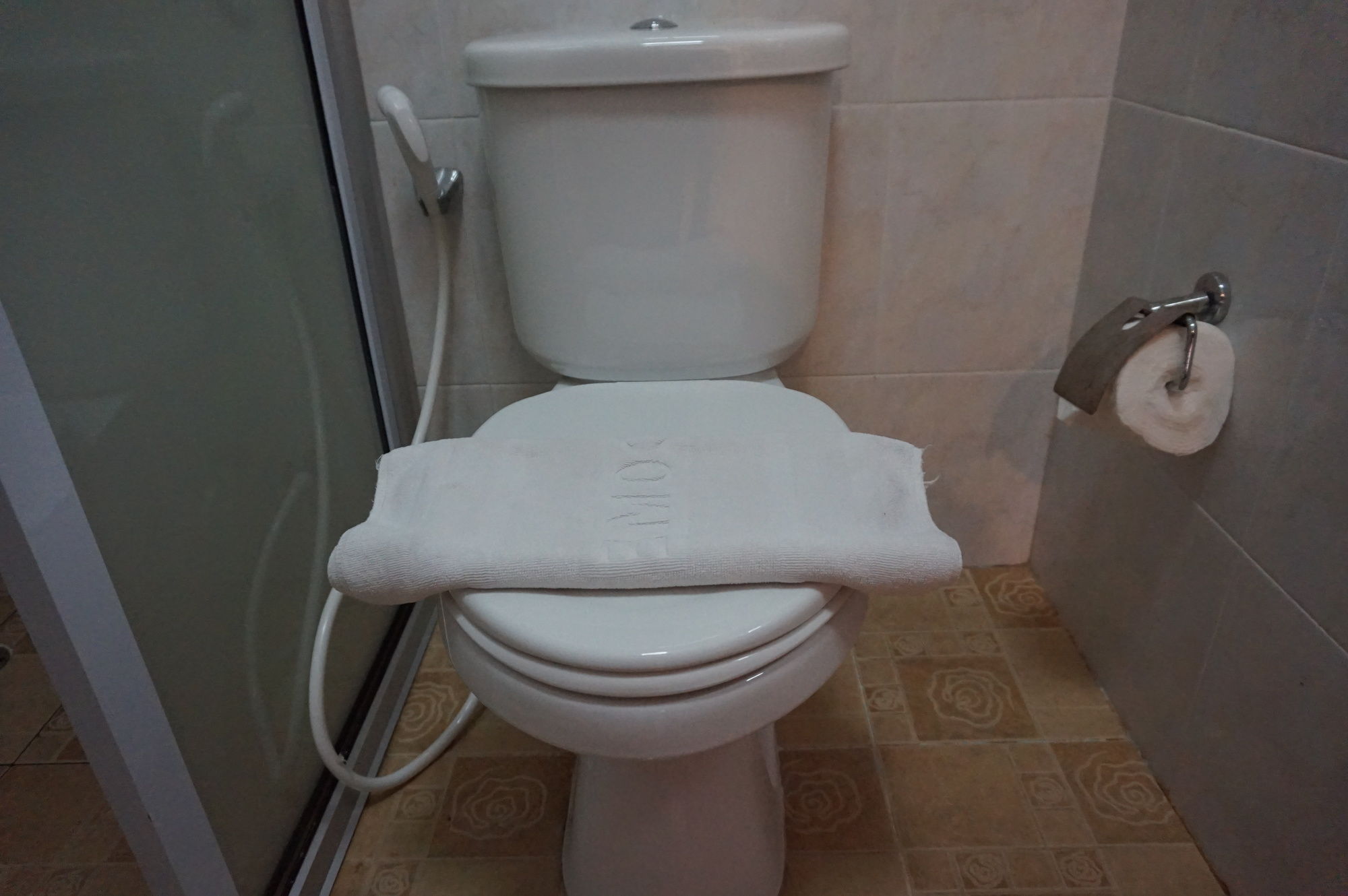 Фото New Rose Boutique Hotel