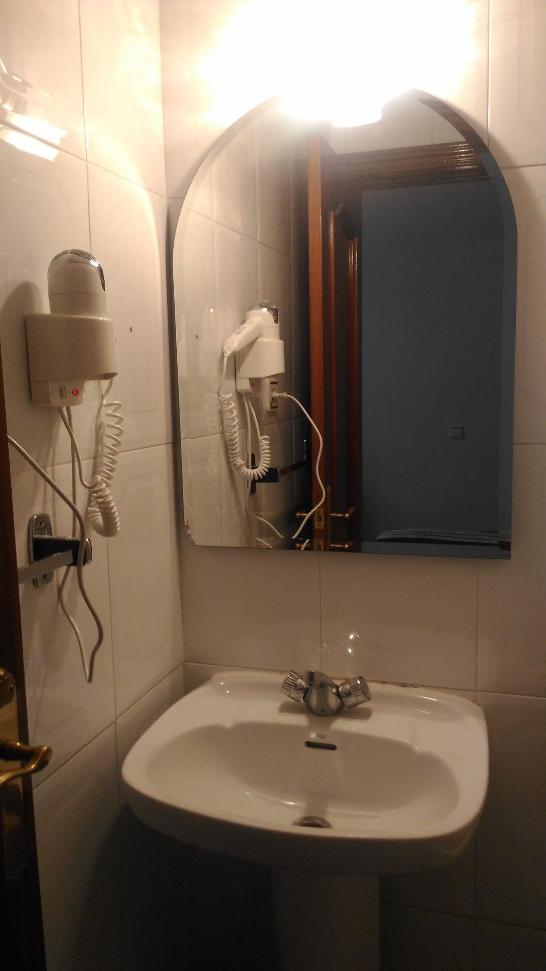 Фото Hostal Palacios Fuencarral