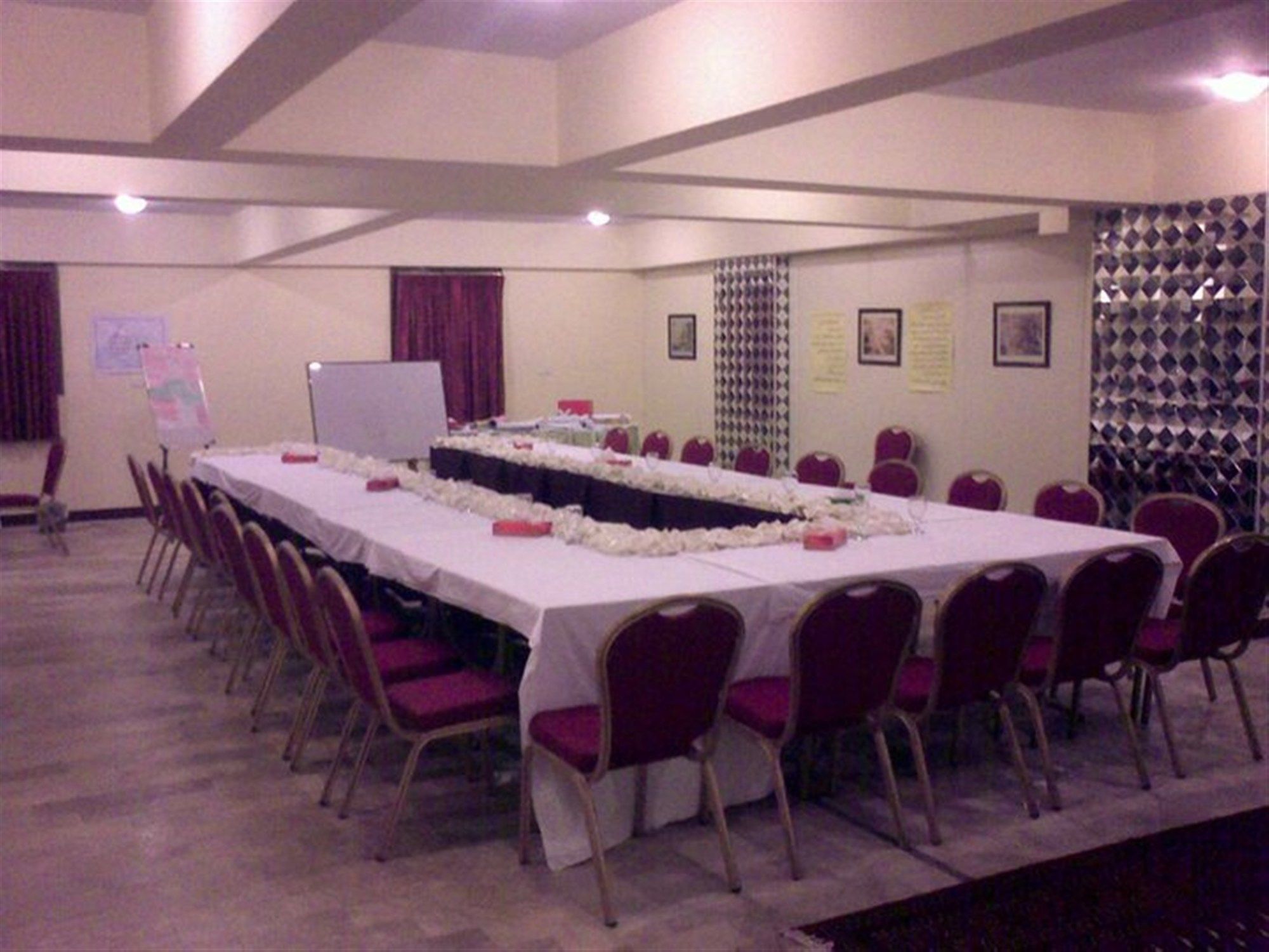 Фото Отель Crown Inn