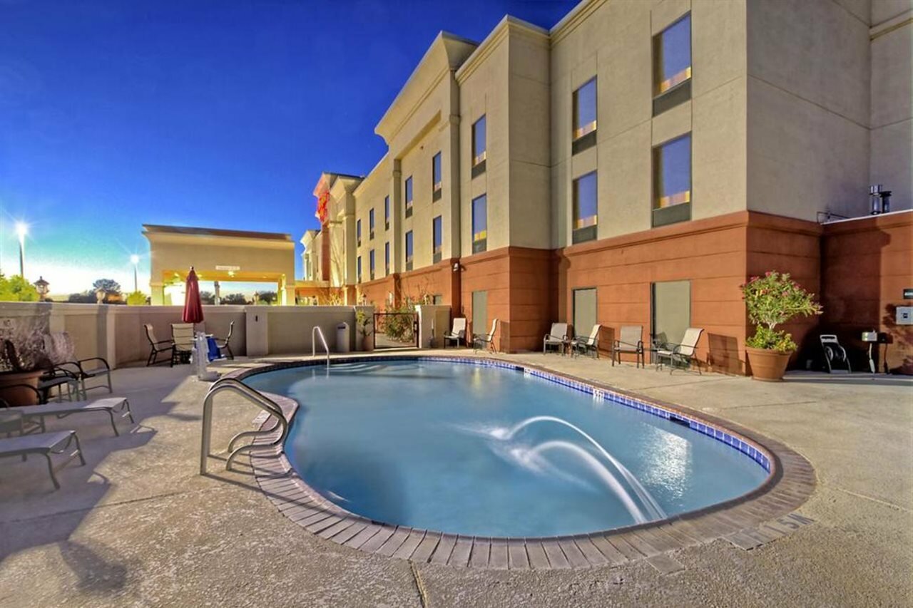 Фото Hampton Inn Midland