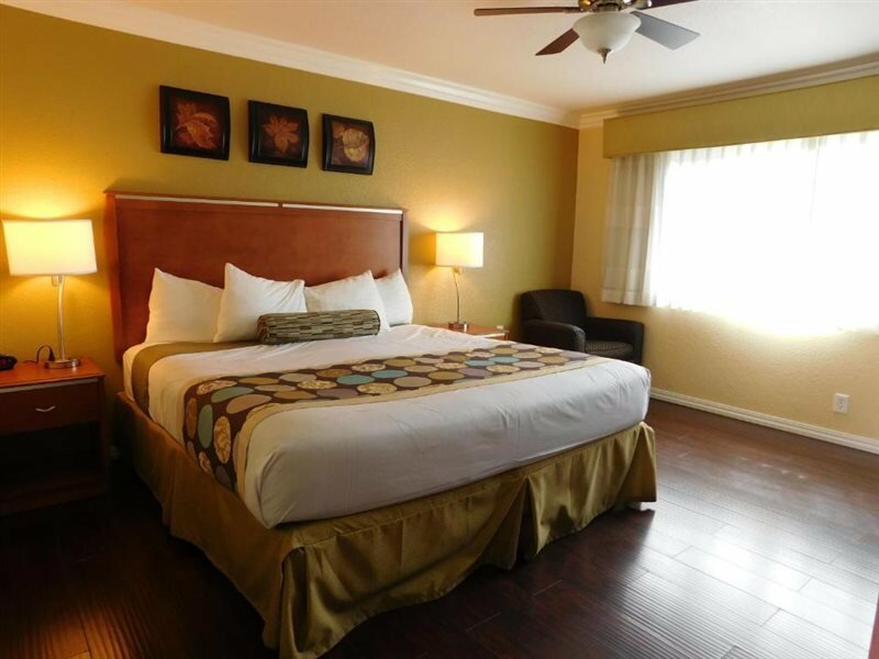 Фото Deer Haven Inn