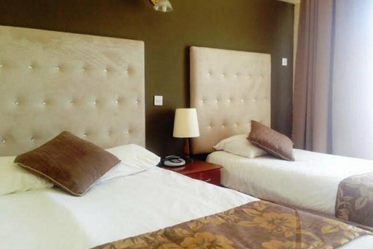 Фото Hotel Sempati