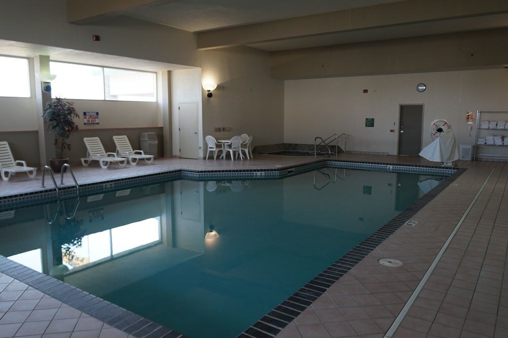 Фото Biltmore Hotel & Suites