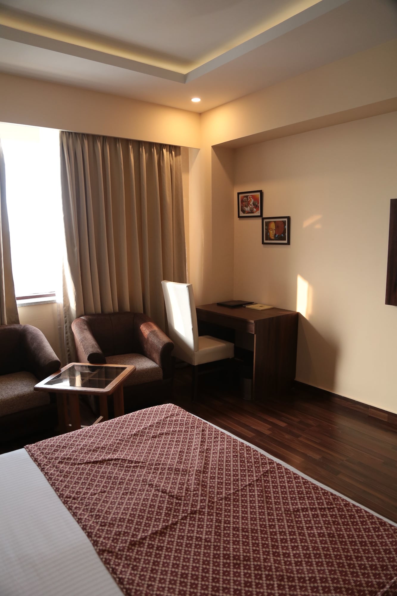 Фото Hotel Jsr Continental