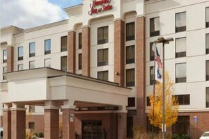 Гостиница Hampton Inn & Suites Hartford/East Hartford