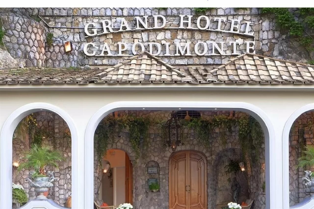 Фото Grand Hotel Capodimonte
