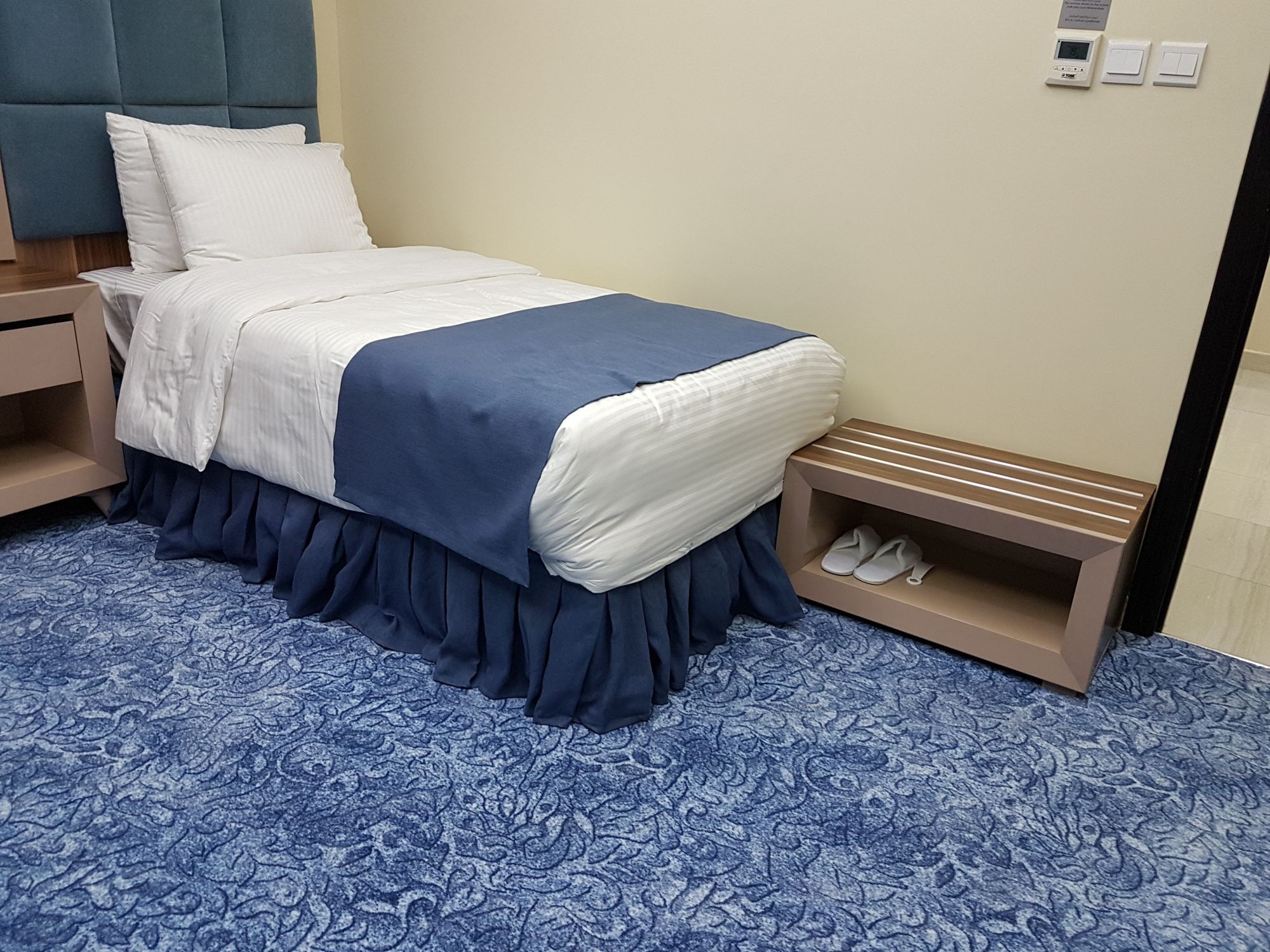 Фото Swiss Blue Hotel