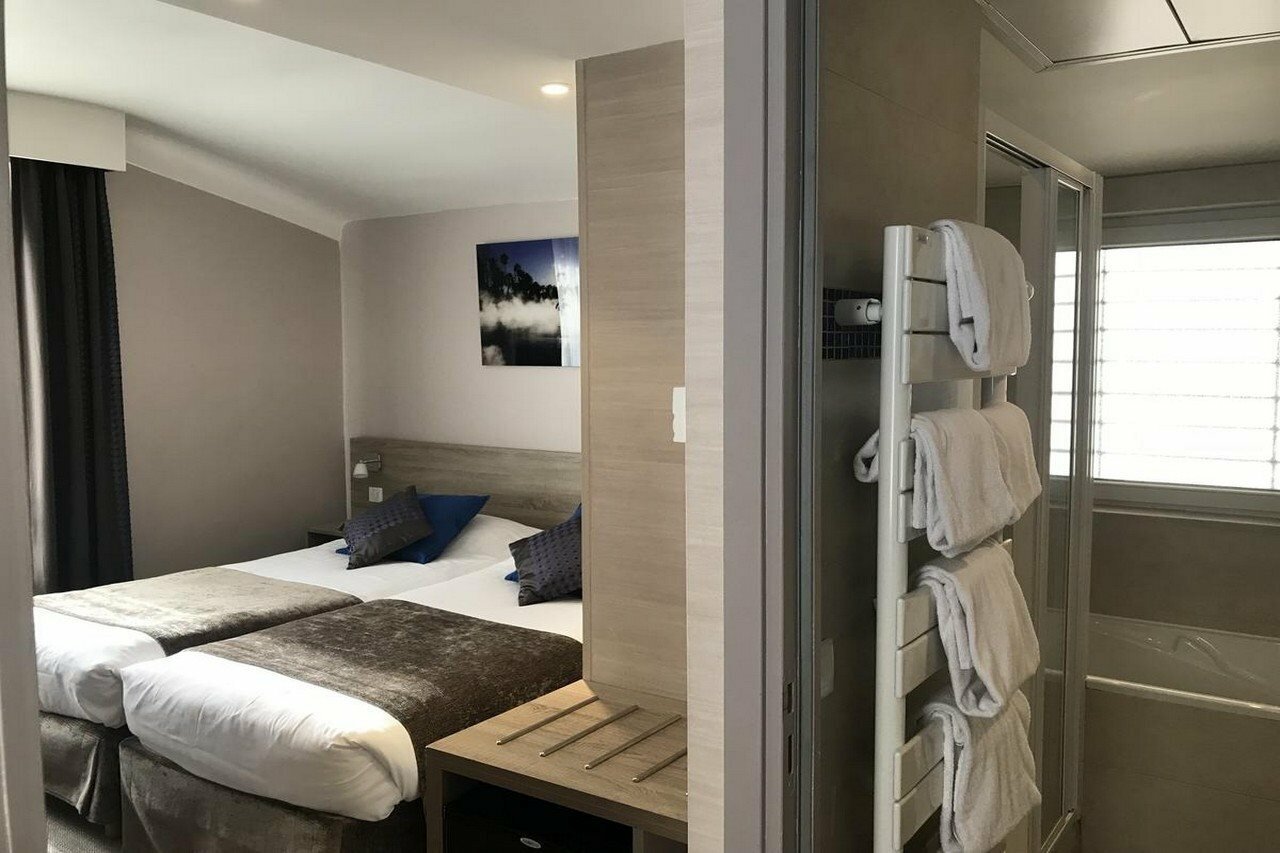 Фото Hotel de la Fontaine