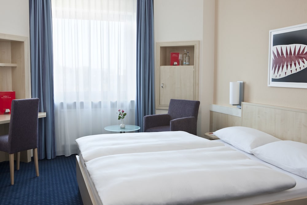 Фото IntercityHotel Ulm
