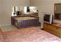 Фото Hyland Inn Long Beach