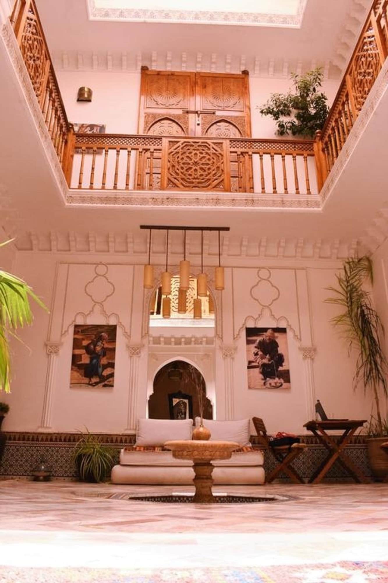 Фото Riad Radia