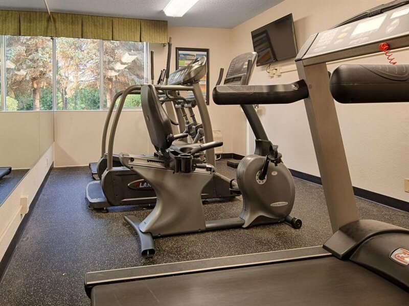 Фото Baymont by Wyndham Marietta