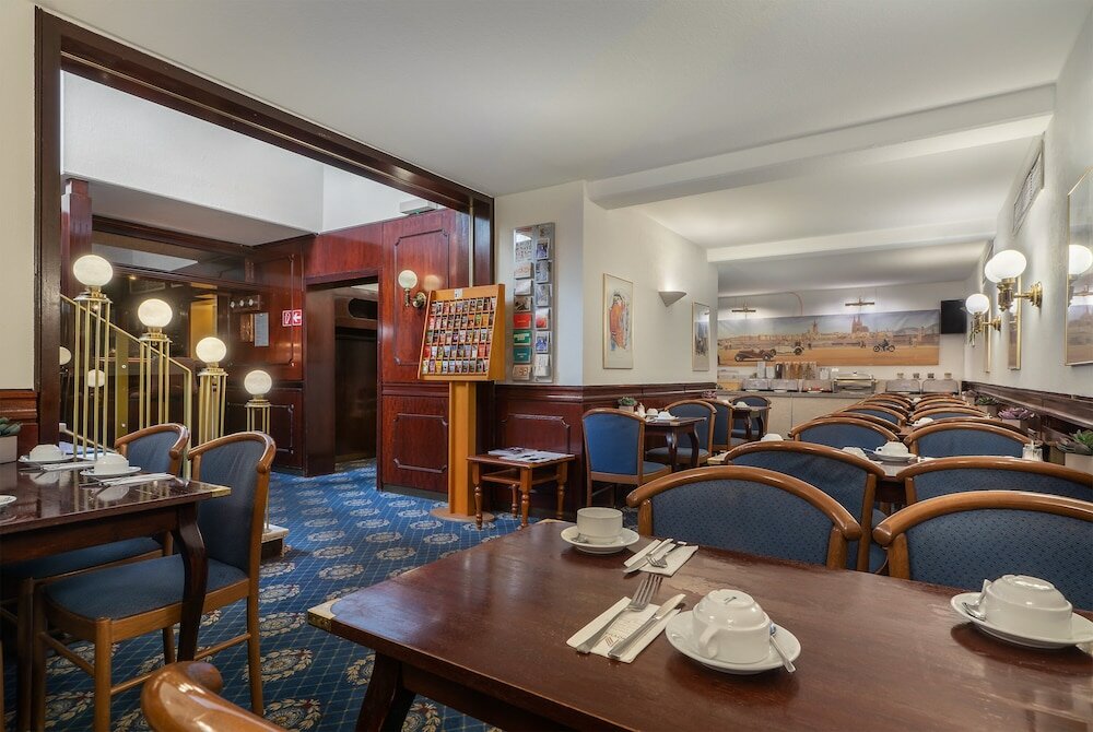 Фото Hotel Leonet