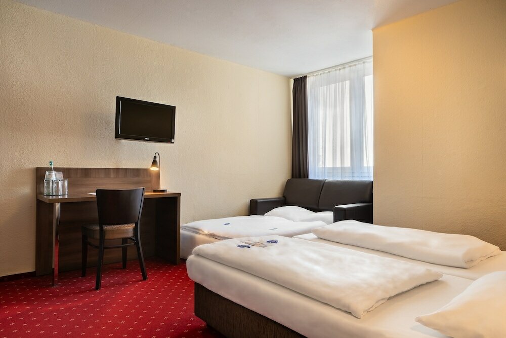 Фото Hotel Leonet