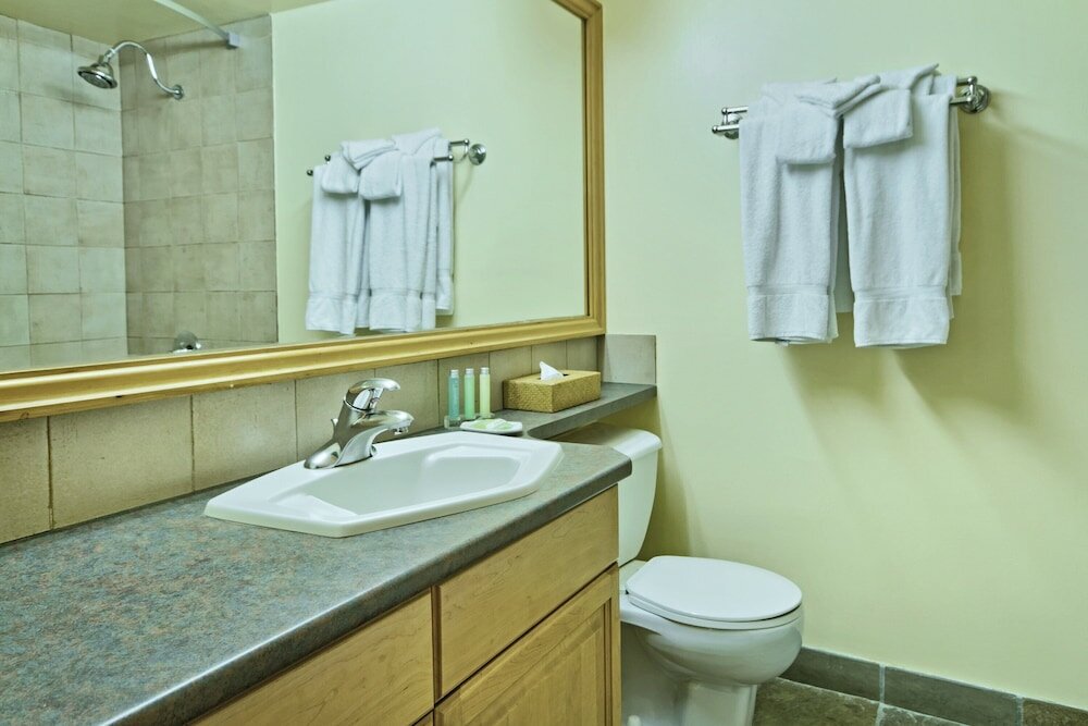 Фото Mountainside Lodge