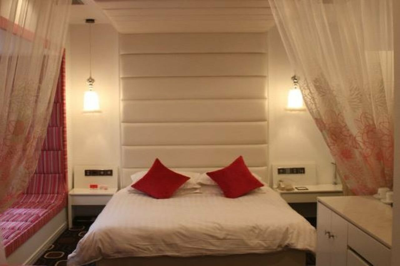 Фото Elegance Bund Hotel